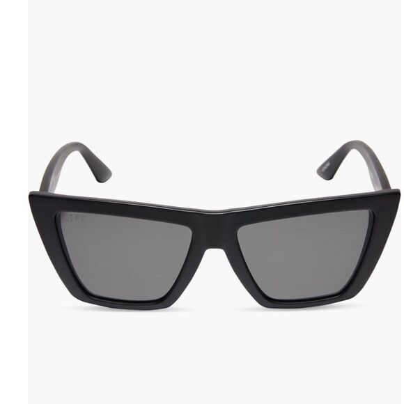 DIFF Eyewear Vinona Sunglasses, 100% UV protection, Black, Retro Chic, NWT - Picture 1 of 3